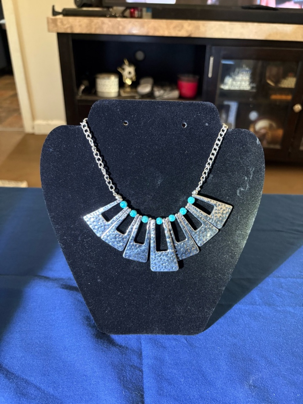 Turquoise Bead Jewelry Bundle - 3-Piece Women’s Necklace & Earring Set - Picture 4 of 10